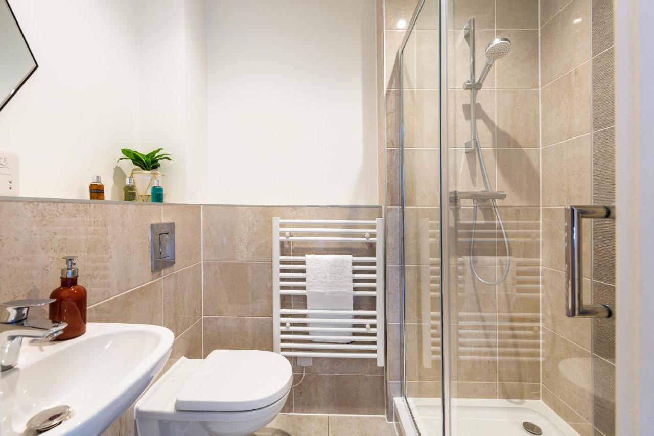 City Centre - Free Parking - Stylish 2 Bedroom Apartment Bristol Exterior foto